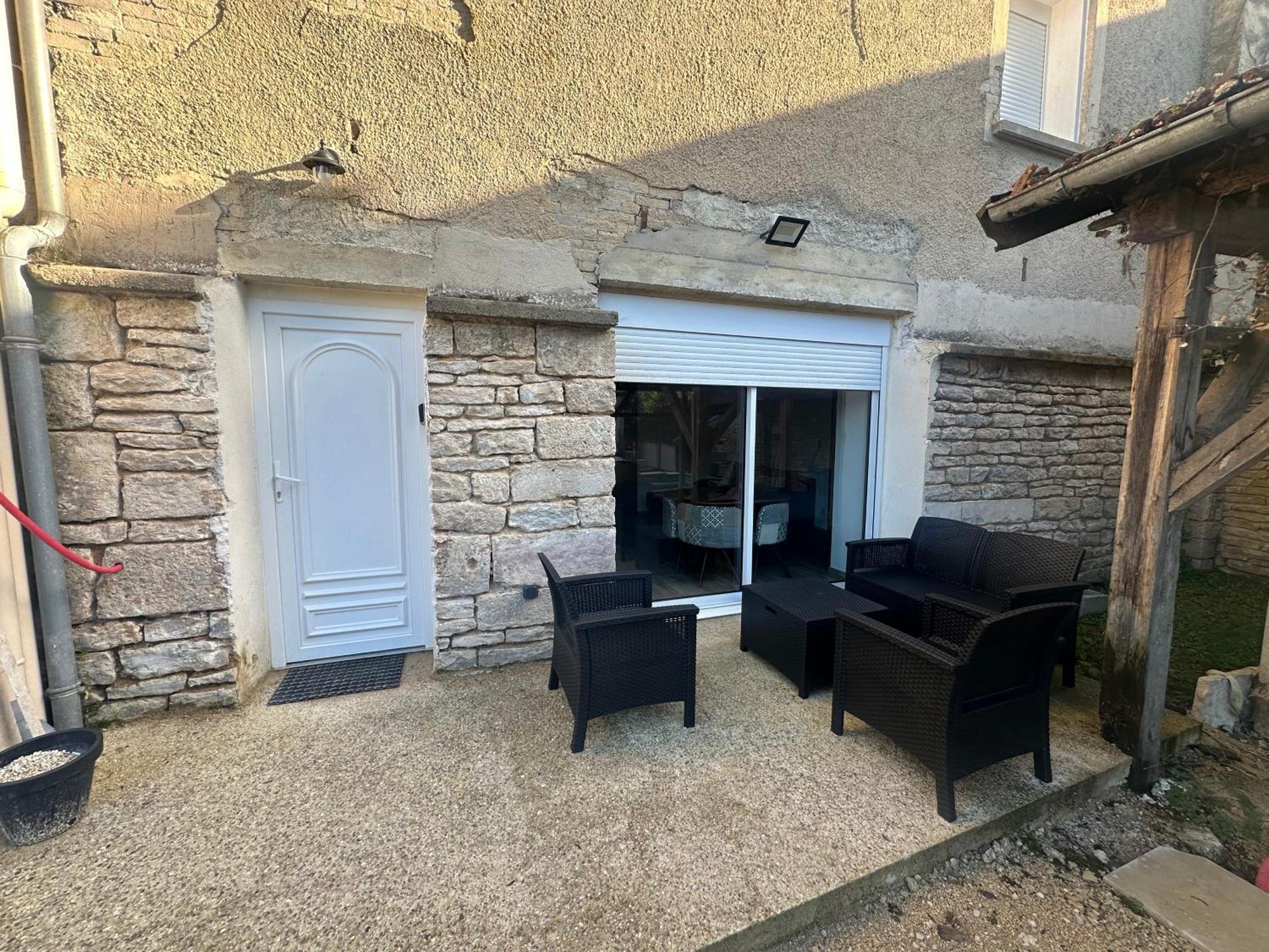 Appartement Moderne Et Confort Chatillon-Sur-Seine Exterior photo